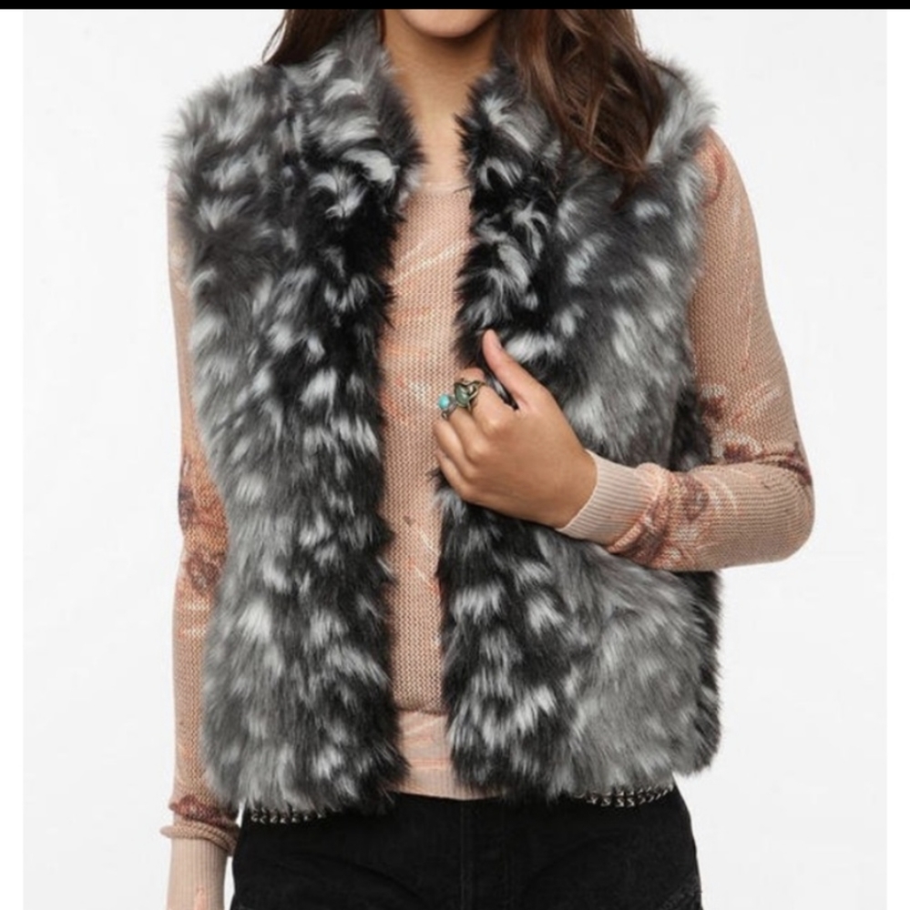 UO pins and needles faux fur vest